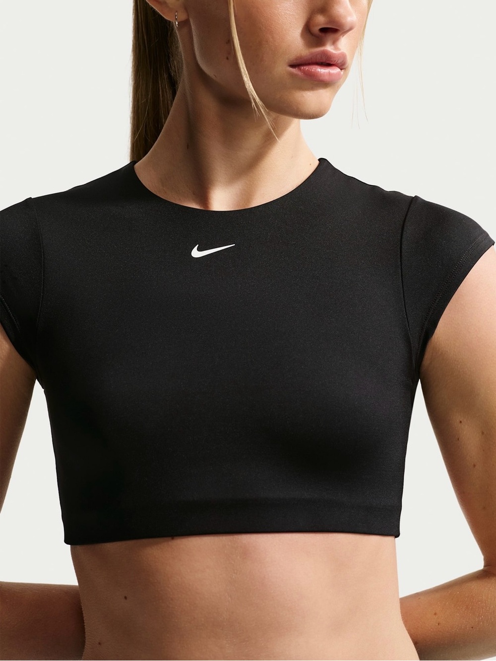 NWT Nike Swim Women's Cropped Swim Top Tight Fit Black Medium